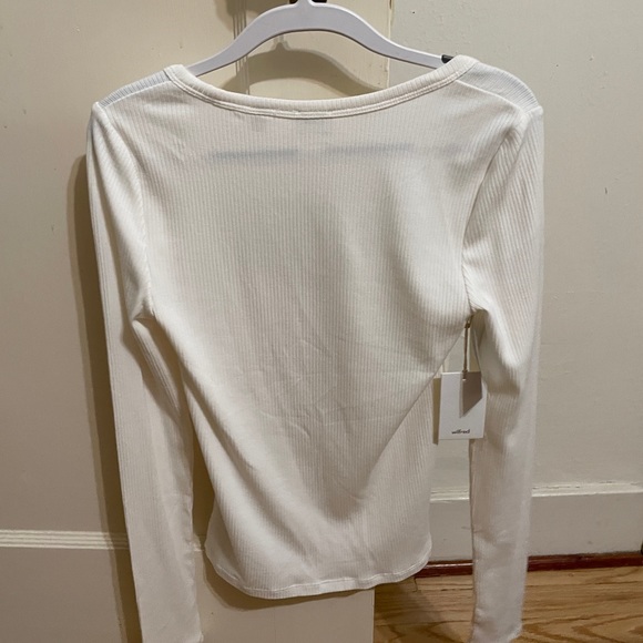 NWT Aritzia Wilfred long sleeve - Picture 4 of 6